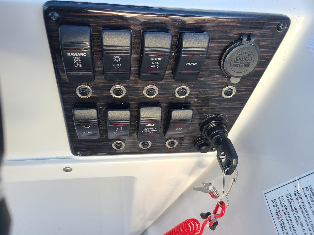 2026 Starcraft SVX 171 W/ A Suzuki 115HP Motor & Trailer