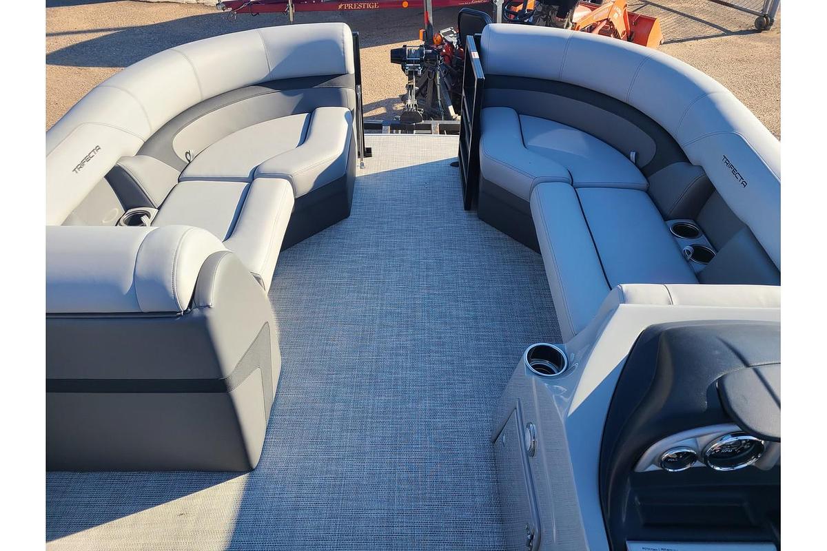 2023 Trifecta C Series 24RF