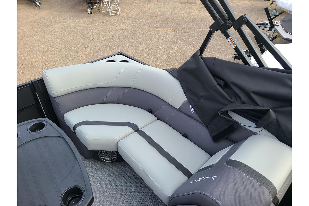 2025 Viaggio Lago X22U With A 115HP Suzuki Motor