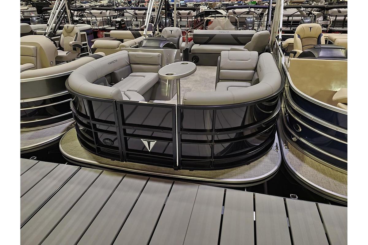 2023 Trifecta 24UL C Series