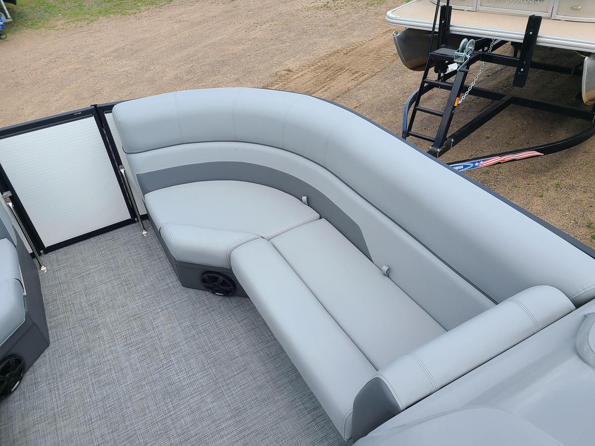 Used 2026 Flagship Endurance E20CU With A 60HP Suzuki Motor