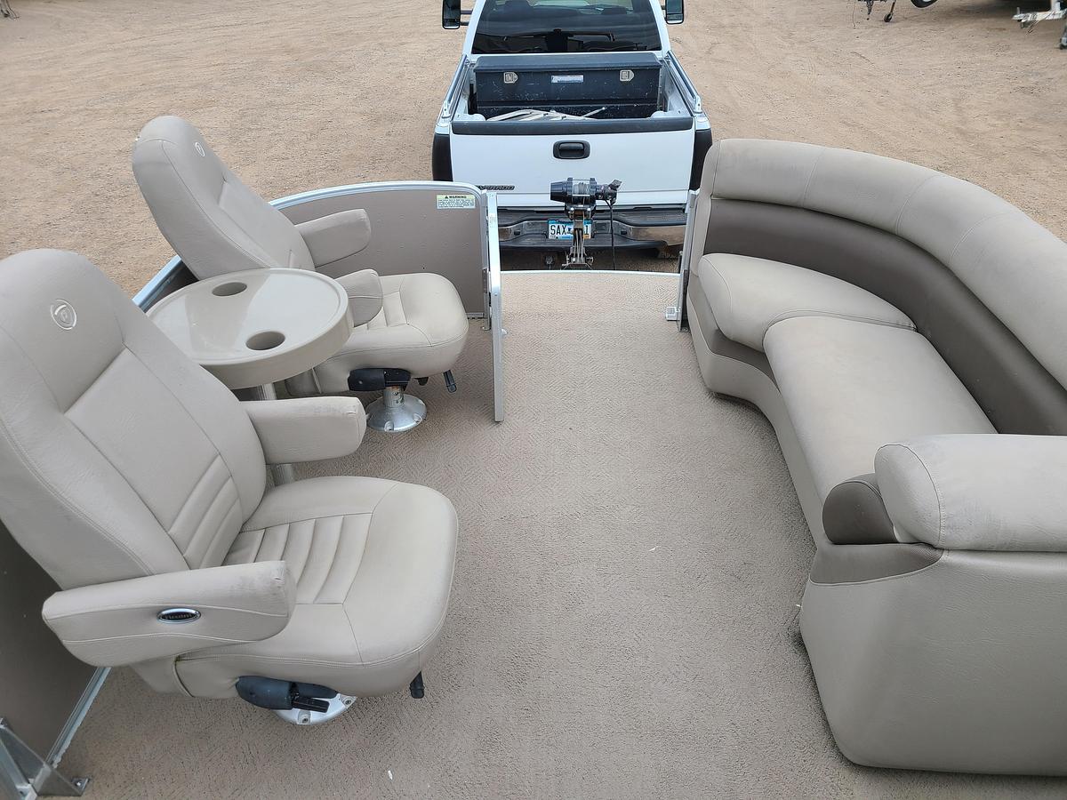 Used 2013 Premier 220 Sunsation W/ 60HP Mercury