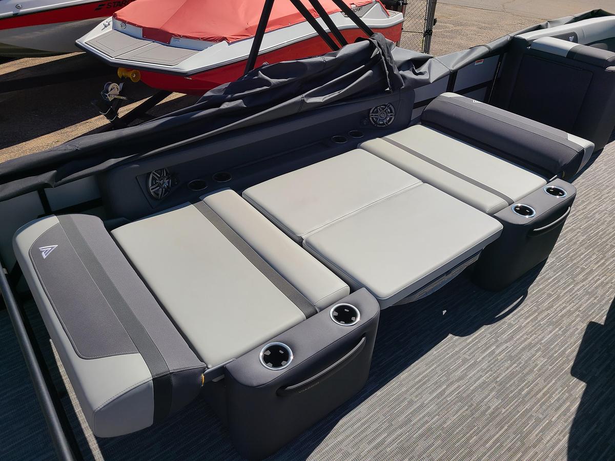 2026 Viaggio Lago X22D With A 115HP Suzuki Motor