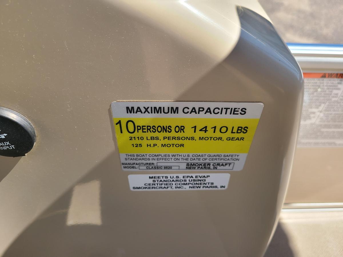 Used 2017 Sun Chaser 8520CRS With A 40HP Yamaha & Trailer