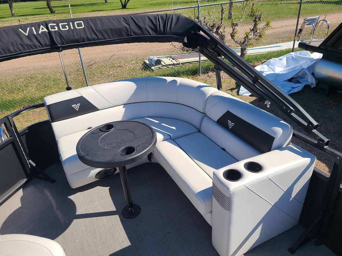 Used 2021 Viaggio Del Mar 16C W/ Minn Kota E-Drive