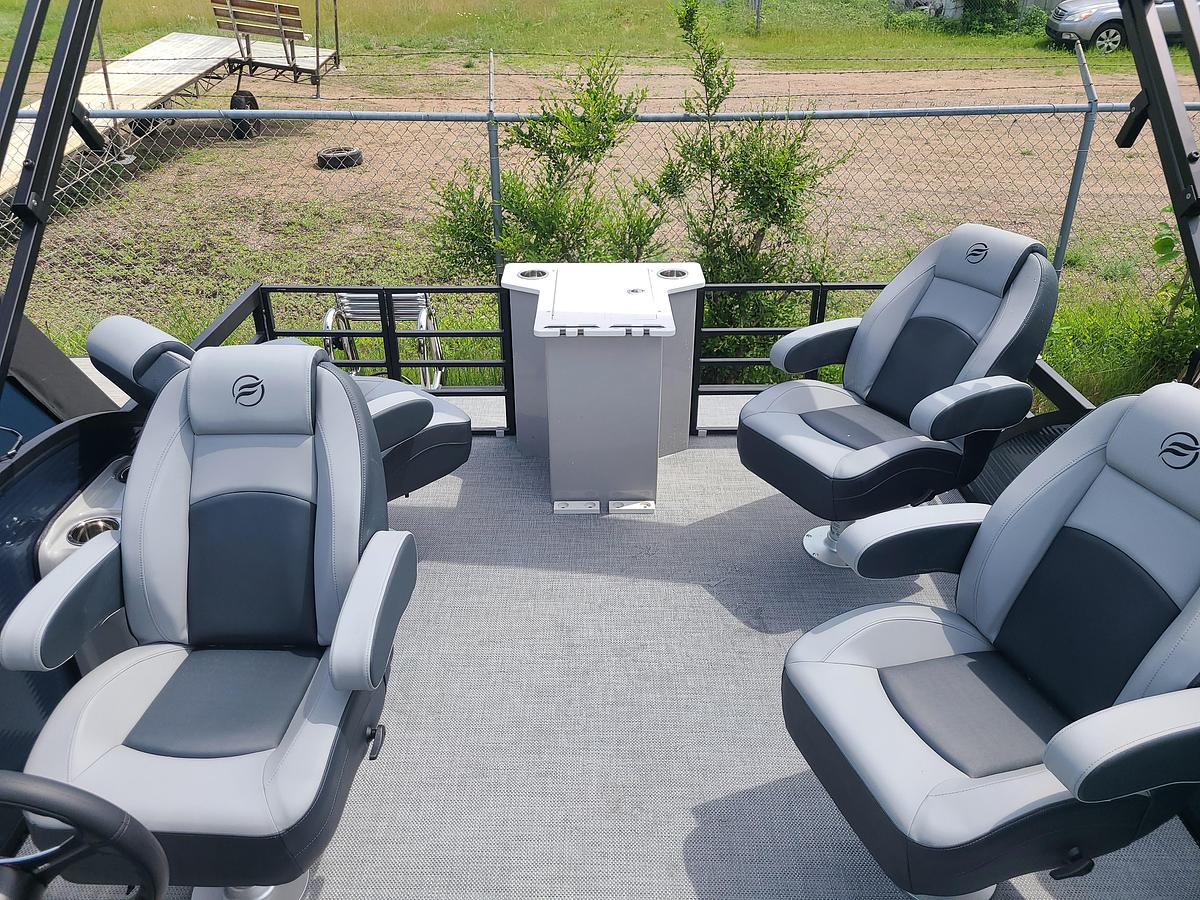 2026 Flagship Discover D22RF With A 115HP Suzuki Motor