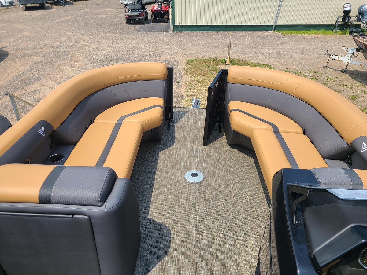 2026 Viaggio Lago X22U Tritoon