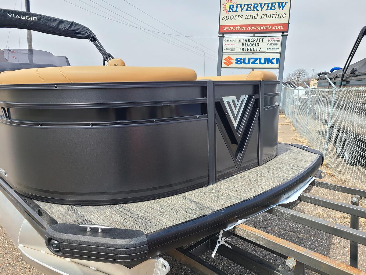 2025 Viaggio Lago X18U W/ 60HP Suzuki Motor