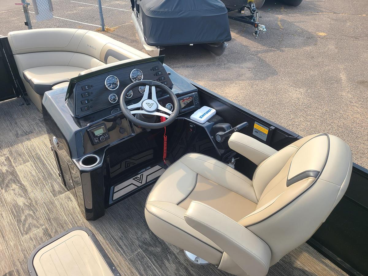 Used 2022 Viaggio Lago 22U Tritoon With 150HP Suzuki Motor & Yacht Club Trailer