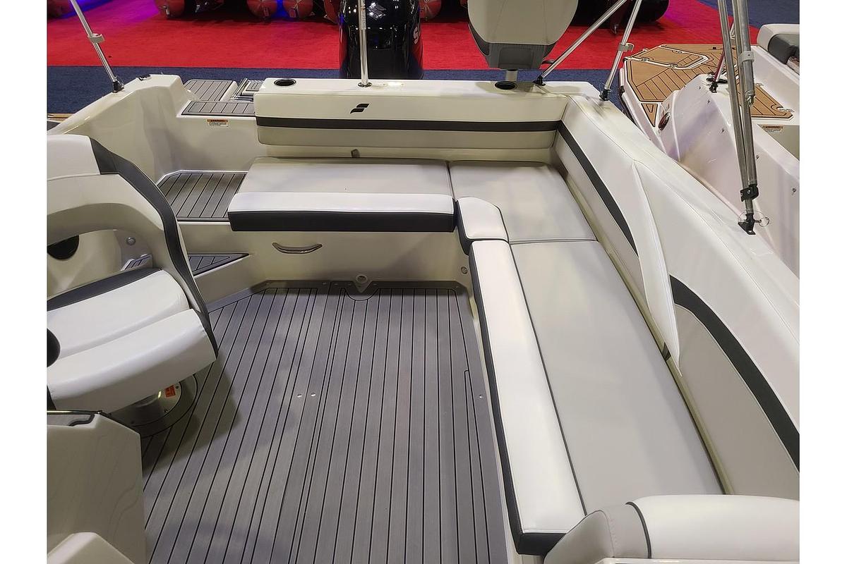 2025 Starcraft SVX 191 Deck Boat W/ 150HP Suzuki Motor & Trailer