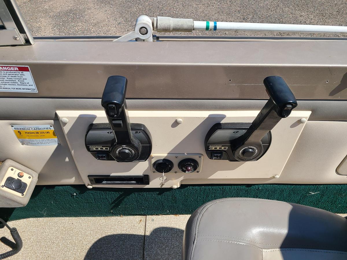 Used 1999 Lund 1950 Tyee