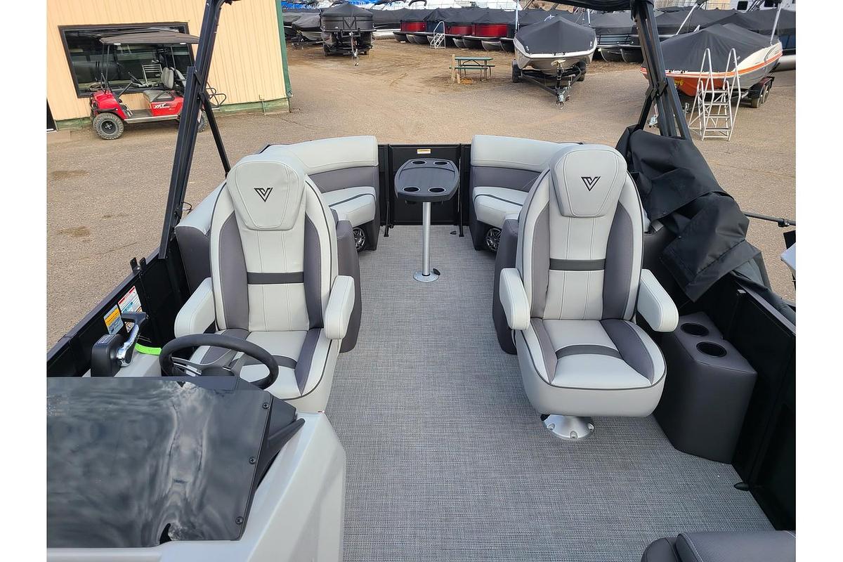2025 Viaggio Lago X22U With A 115HP Suzuki Motor