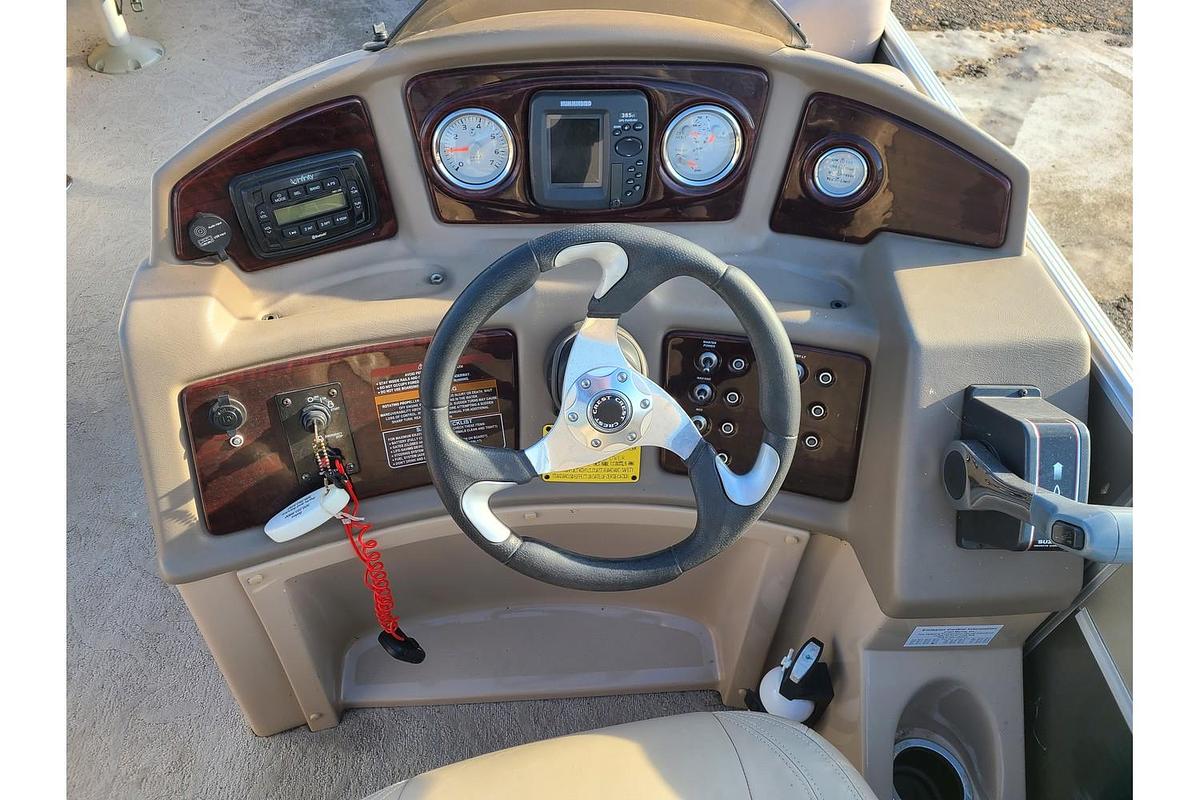 Used 2013 Crest 230SLR