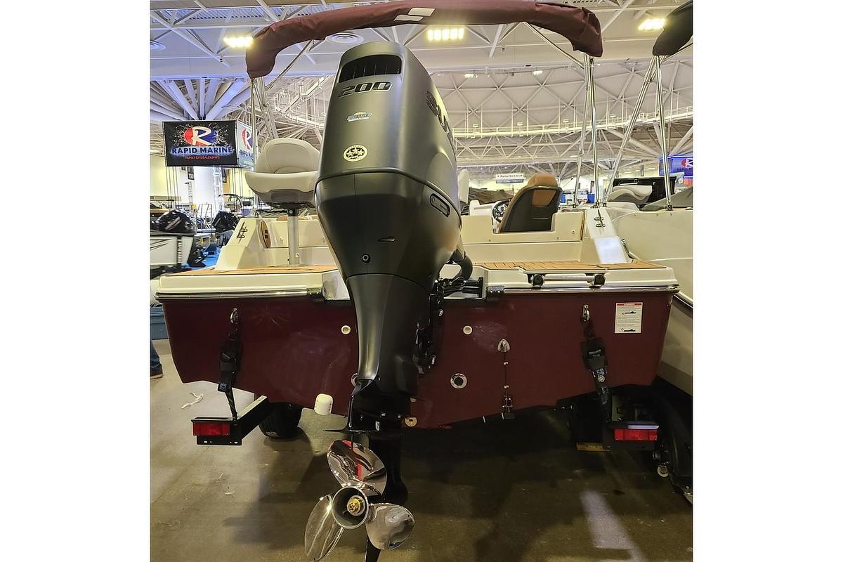 2026 Starcraft SVX 211 OB With A 200HP Suzuki Motor