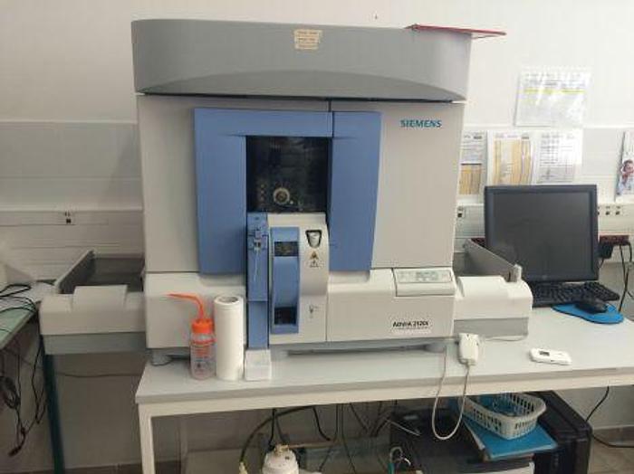 D'occasion SIEMENS ADVIA 2120i