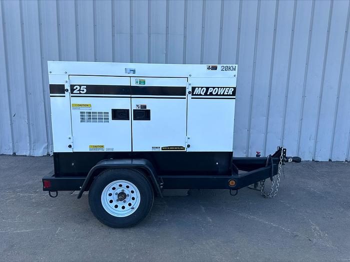 Used MQ MultiQuip WhisperWatt 25 KVA 20 Kw towable generator DCA-25SSIU4F 2841 HRS