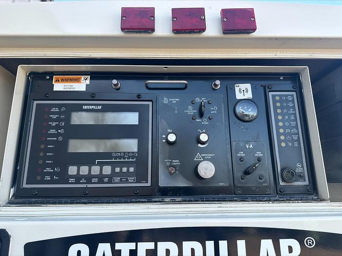 Used Caterpillar Cat XQ200 200 Kw 1&3 Phase Towable Diesel Generator 3853 Hrs