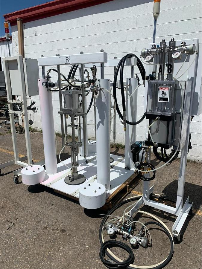 Used Graco Fluid Automation Meter Mix Silicone Metering Mixing Systems 633 620 & SR657