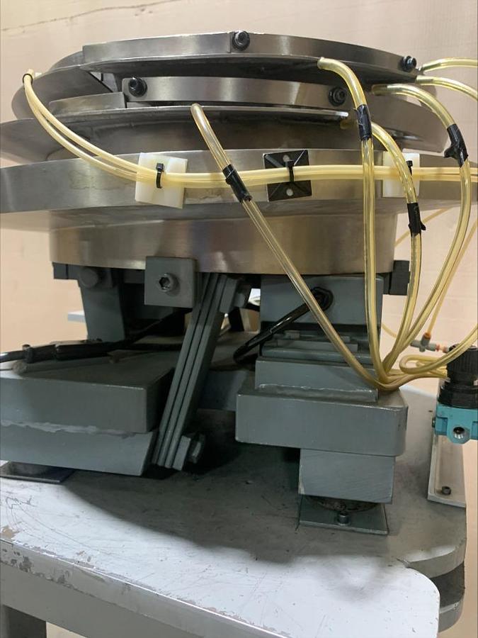 Used California Vibratory Feeder IN060 16" Feeding System