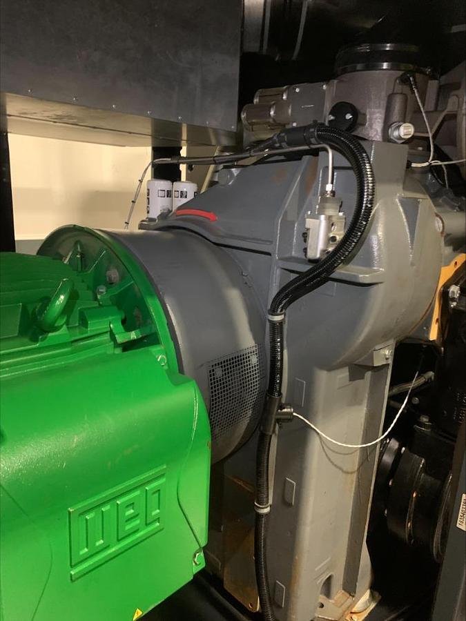 Used 2022 Atlas Copco ZA5VSD Oil Free VSD Rotary Screw Air Compressor 2124 Hrs 335 HP