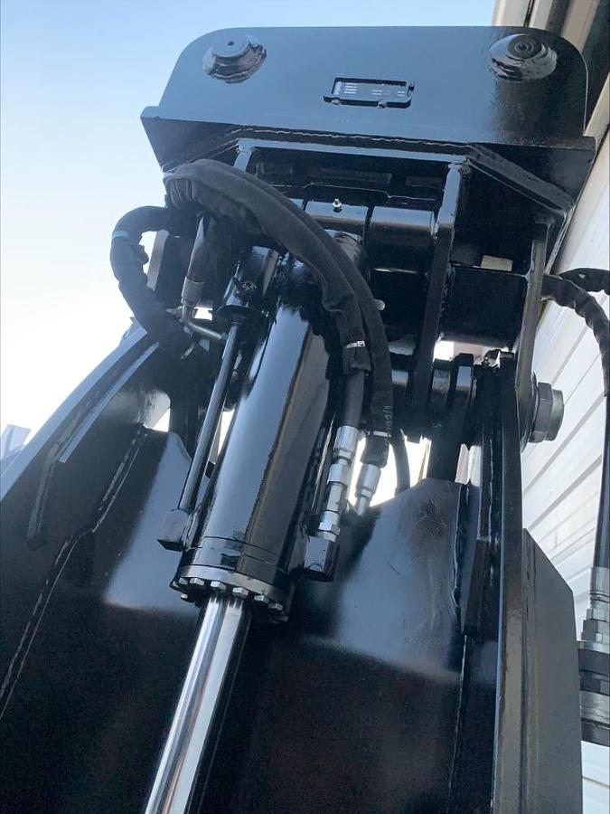 Used 2020 Rotobec 6606HDRA hydraulic rail tree forest grapple attachment Heavy Duty 50k capacity