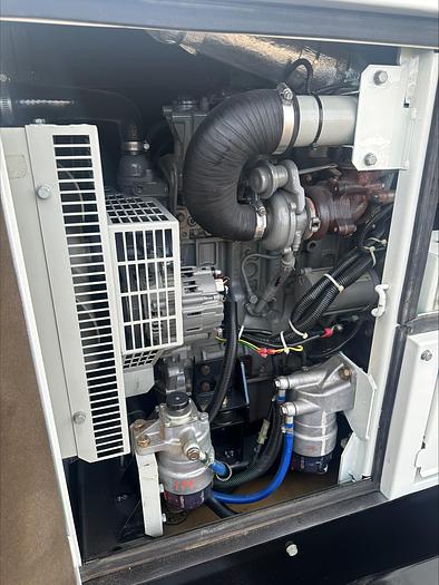 Used MQ MultiQuip WhisperWatt 25 KVA 20 Kw towable generator DCA-25SSIU4F 2487 HRS