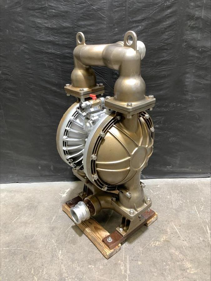 Used Yamada 3" sc414 Stainless Steel Air Powered Double Diaphragm Pump NDP-80BST-NPT