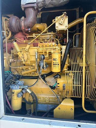 Used Caterpillar Cat XQ200 200 Kw 1&3 Phase Towable Diesel Generator 3853 Hrs