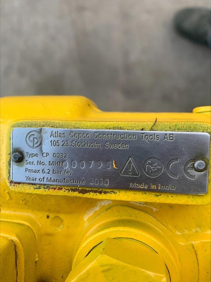 Used EZ Drill 210B SRA Slab Rider stitch or horizontal drilling rebar concrete