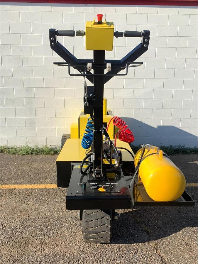 Used 2021 DJ Products TrailerCaddy Yard Dog Terminal Tractor Semi Truck Mover 100k Cap 2 Hrs