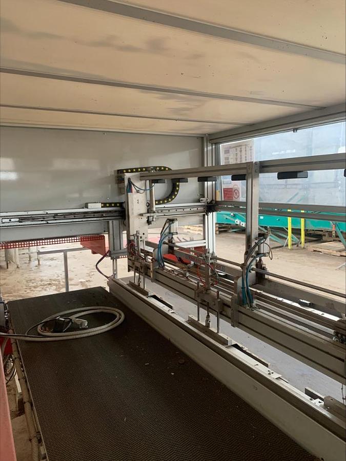 Used Urbinati RW32 Transplanter 4 Seedlings Robotic Programmable Transplanting 40K per Hr