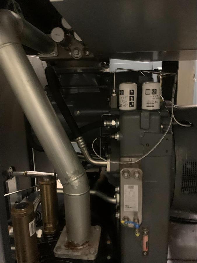 Used 2022 Atlas Copco ZA5VSD Oil Free VSD Rotary Screw Air Compressor 2124 Hrs 335 HP
