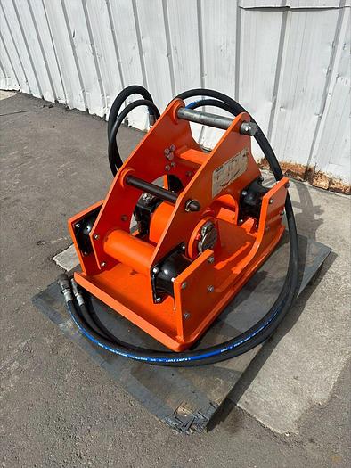 Used Stanley HS-6000 Vibratory Plate Compactor Excavator Attachment