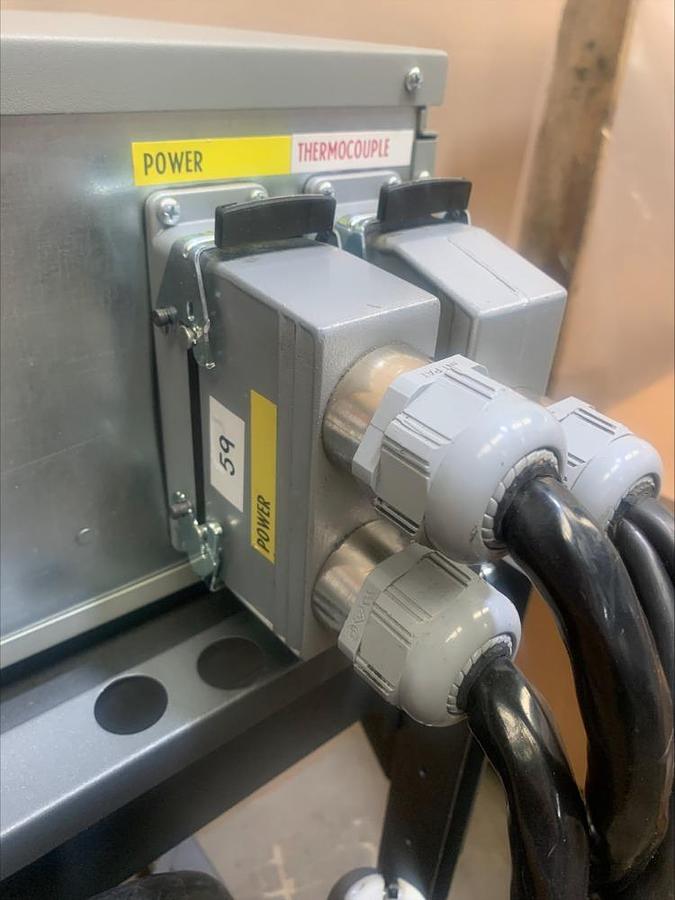 Used Gammflux 12 Zone Hot Runner Tip Temperature Control Controller L12G050D10S4PJ