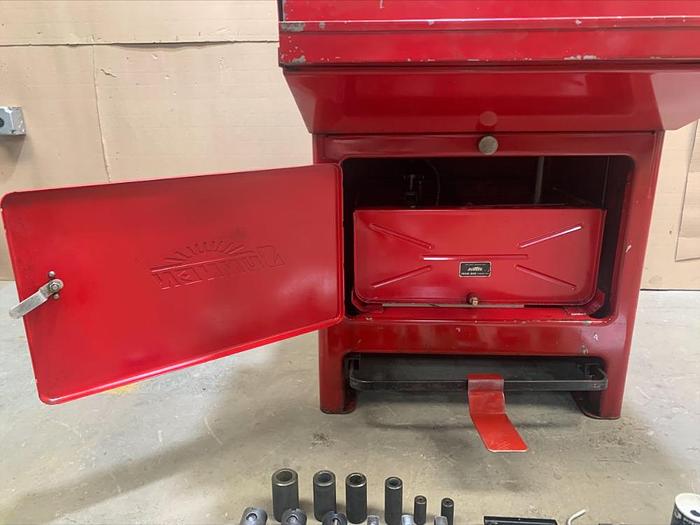 Used SUNNEN LBB-1699 Heavy Duty Horizontal Precision Honing Machine w lots of tooling