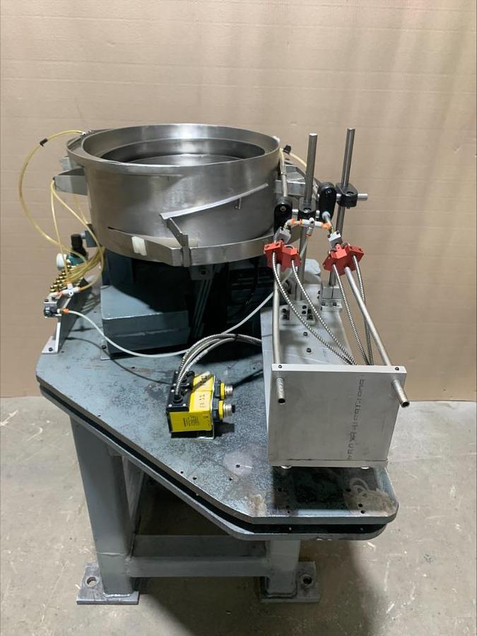 Used California Vibratory Feeder IN060 16" Feeding System