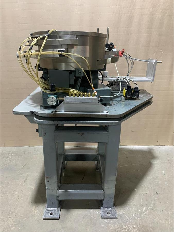 Used California Vibratory Feeder IN060 16" Feeding System