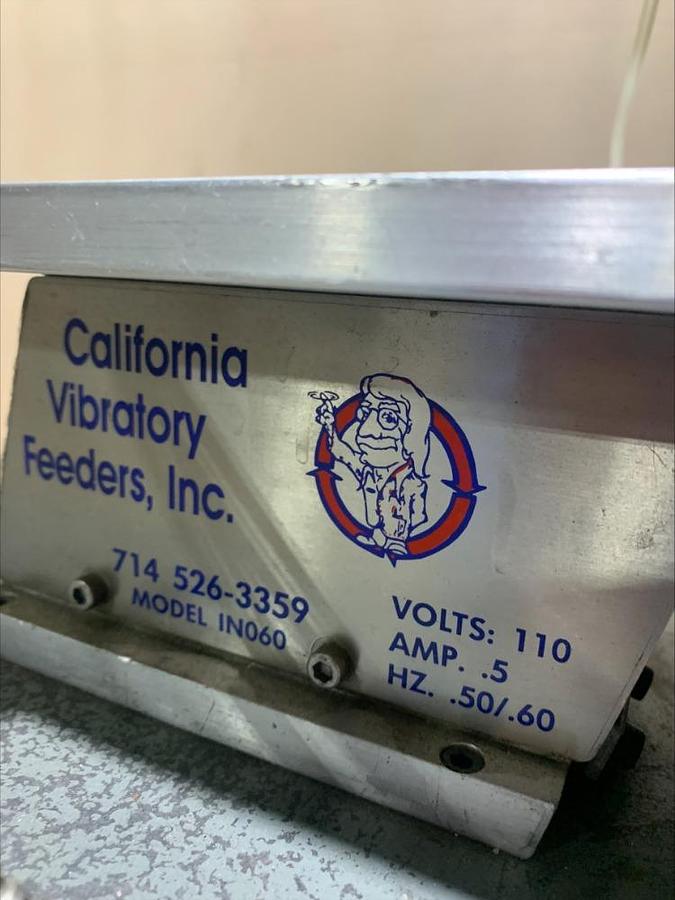 Used California Vibratory Feeder IN060 16" Feeding System