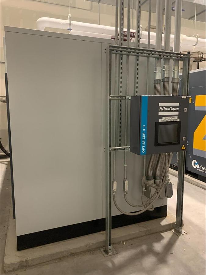 Used 2022 Atlas Copco ZA5VSD Oil Free VSD Rotary Screw Air Compressor 2124 Hrs 335 HP