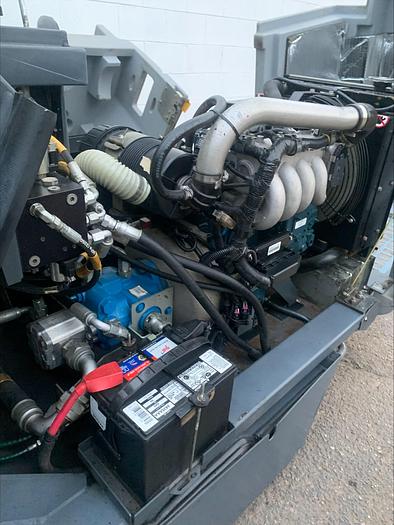 Used Advance SW8000 Ride on Sweeper Kubota 77" Warehouse Parking Lot indoor/outdoor 368 HRS