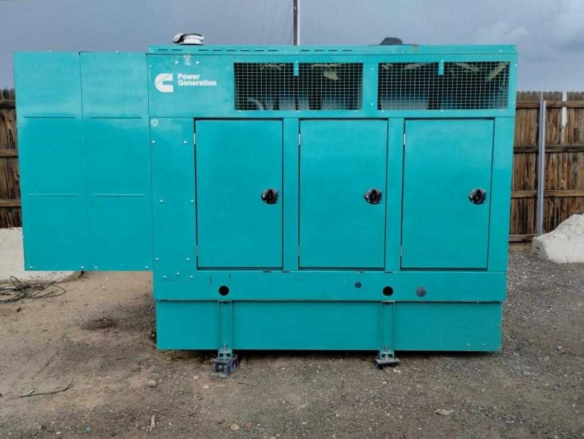 Used 2010 Cummins Onan DSHAD 230 Kw Diesel Standby Generator 276 Hrs