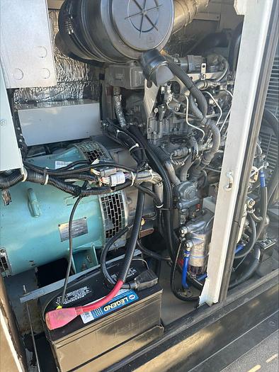 Used MQ MultiQuip WhisperWatt 45 KVA 36 Kw towable generator DCA-45SSIU4F 2163 HRS
