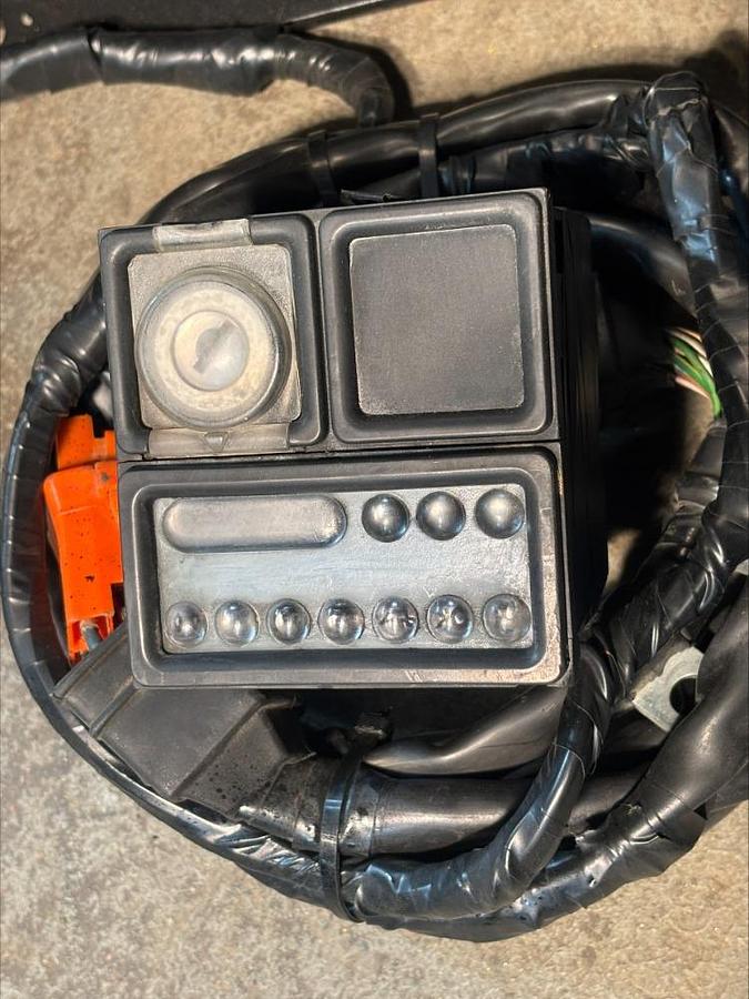 Used Sieb SE300 Scrap Lifting Lift Magnet System w Generator / Hubbell Controller