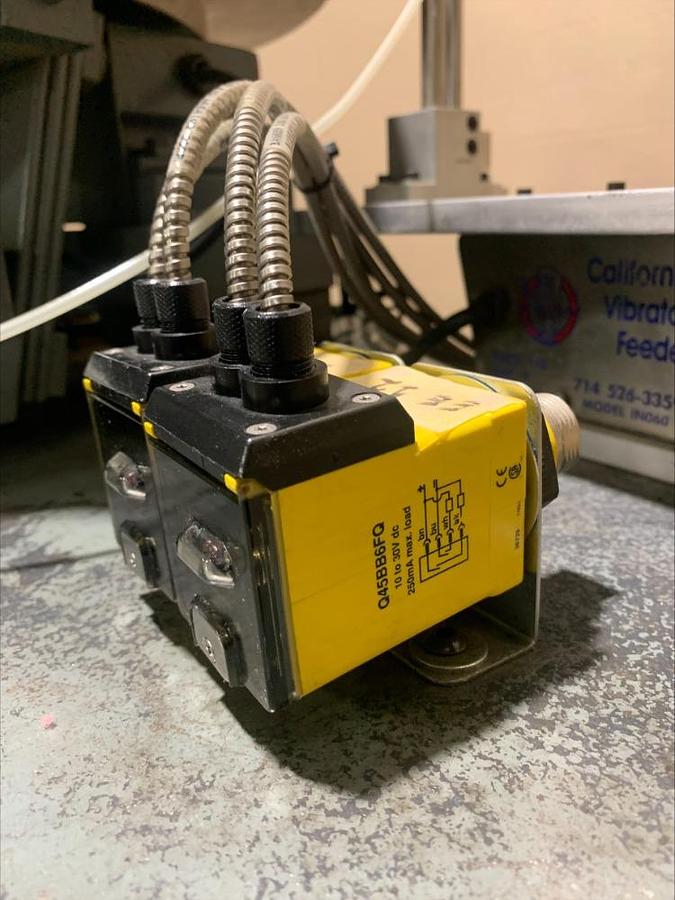 Used California Vibratory Feeder IN060 16" Feeding System