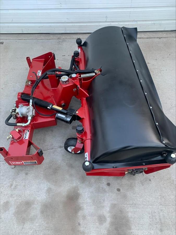 Used Toro 30743 Mower Hydraulic Rotary Broom Sweeper Attachment 4 GroundsMaster 300s