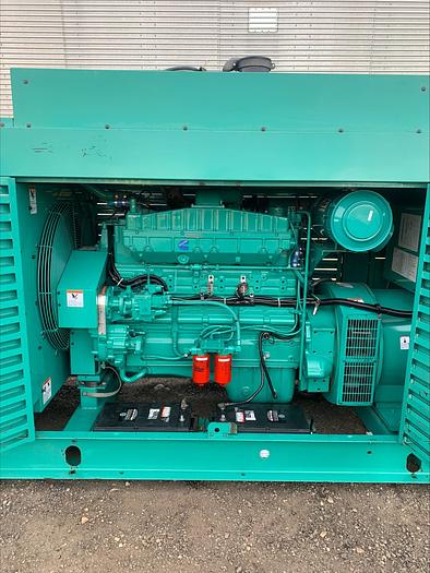 Used Cummins Onan 300 DFCB 300 Kw Diesel Standby Generator SUPER CLEAN! 855 HOURS!