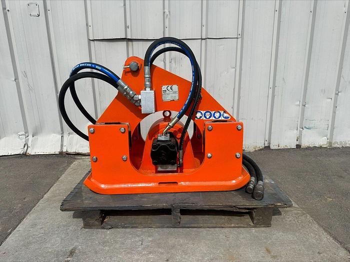 Used Stanley HS-6000 Vibratory Plate Compactor Excavator Attachment