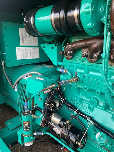 Used Cummins Onan 300 DFCB 300 Kw Diesel Standby Generator SUPER CLEAN! 855 HOURS!