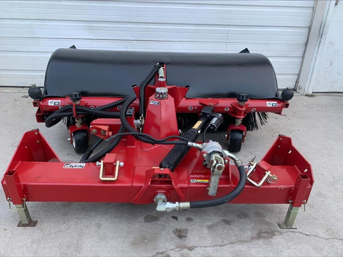 Used Toro 30743 Mower Hydraulic Rotary Broom Sweeper Attachment 4 GroundsMaster 300s