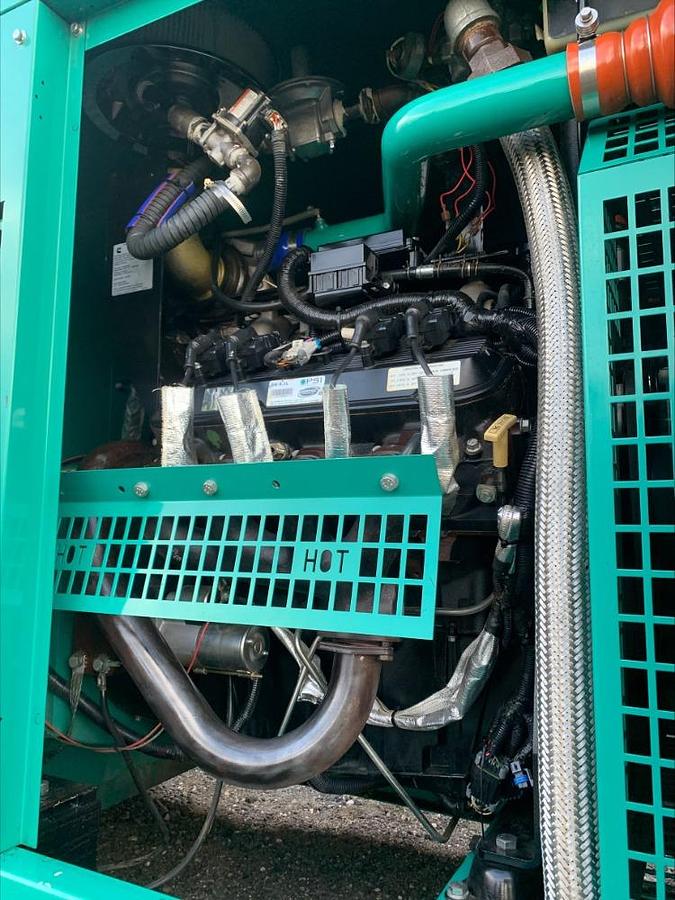 Used 2010 Cummins Onan GGLB 150 Kw Natural Gas or Propane Standby Generator